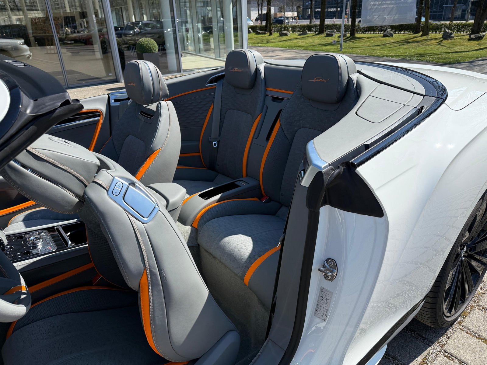 Bentley Continental GTC Speed — photo 4
